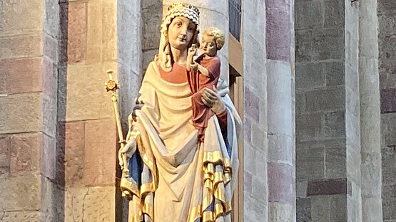 Maria mit dem Kind im Mariendom zu Speyer