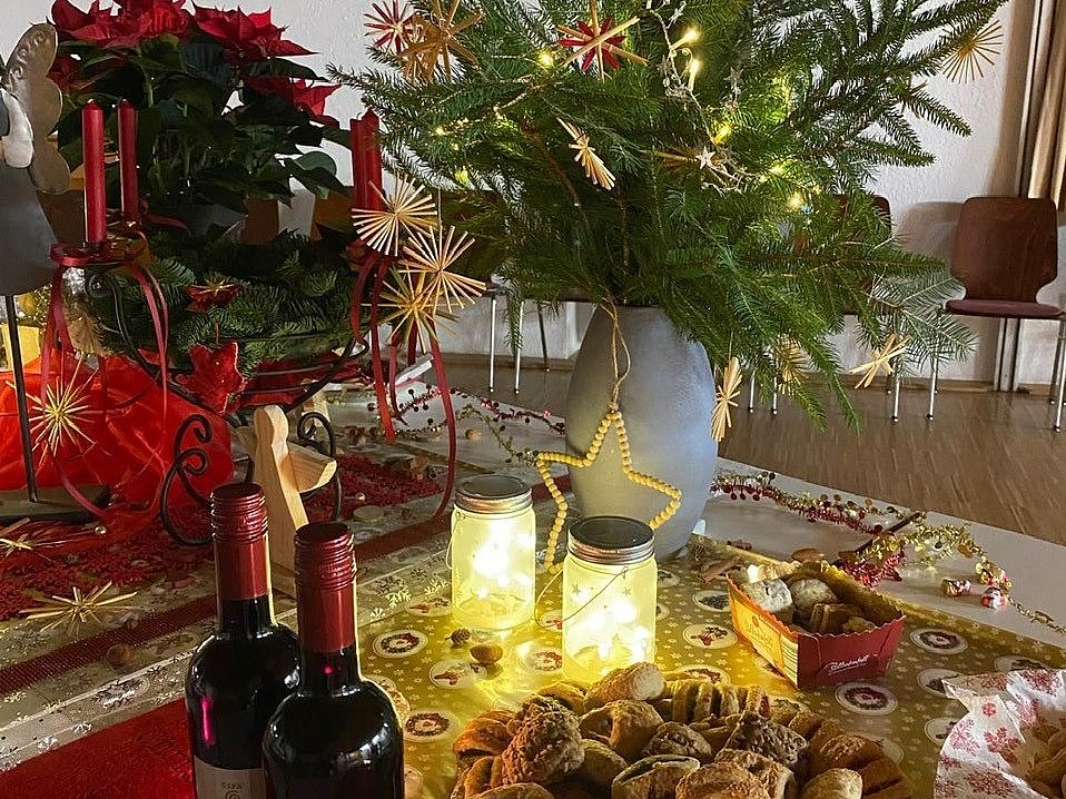 Zur Feier des Barbaratages gedeckter Tisch